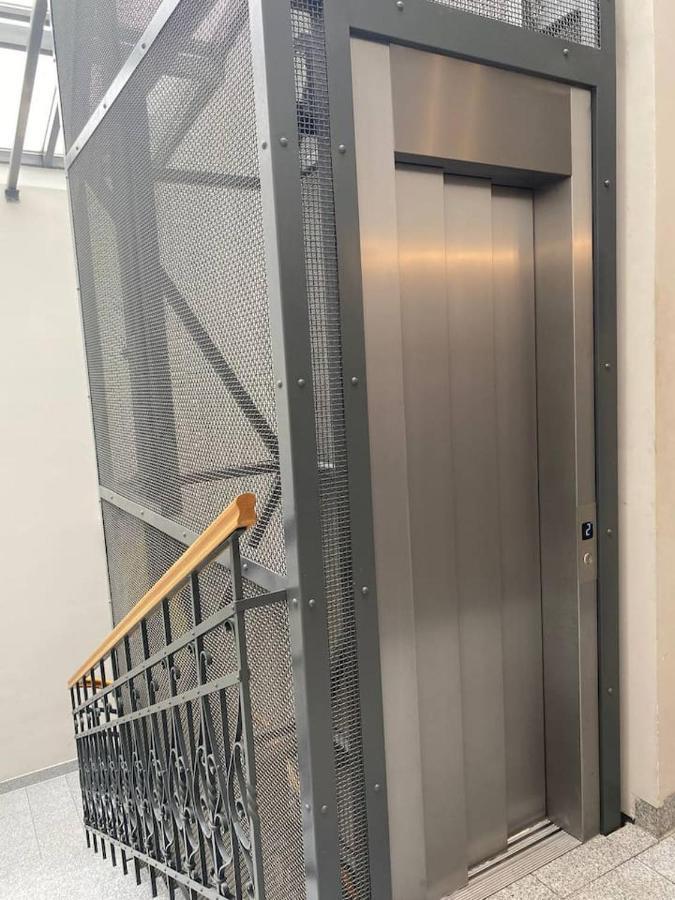 Apartamenty Dobra Noc Przy Wawelu 2 Bedrooms Krakov Exteriér fotografie