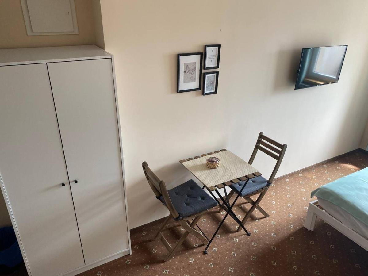 Apartamenty Dobra Noc Przy Wawelu 2 Bedrooms Krakov Exteriér fotografie
